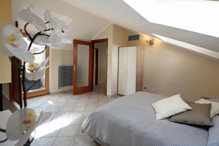 Bedroom 2, B&B Portanova, Salerno