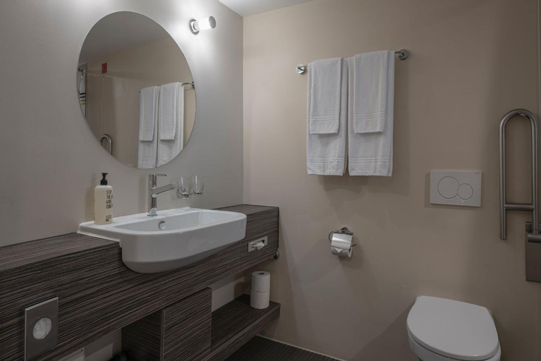 Bathroom 5