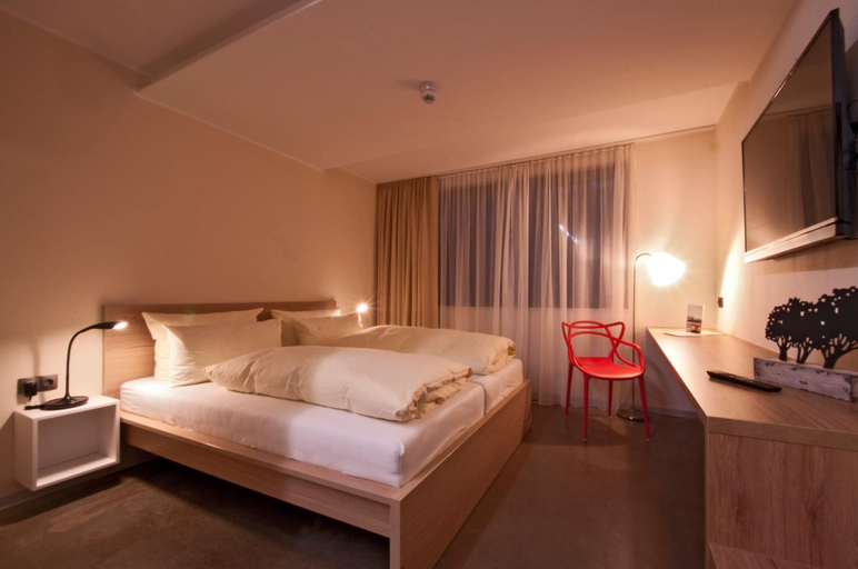 Bedroom 15