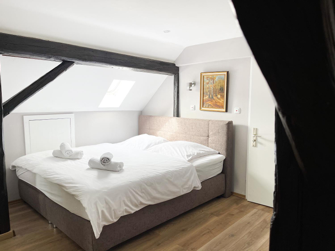 Bedroom 6