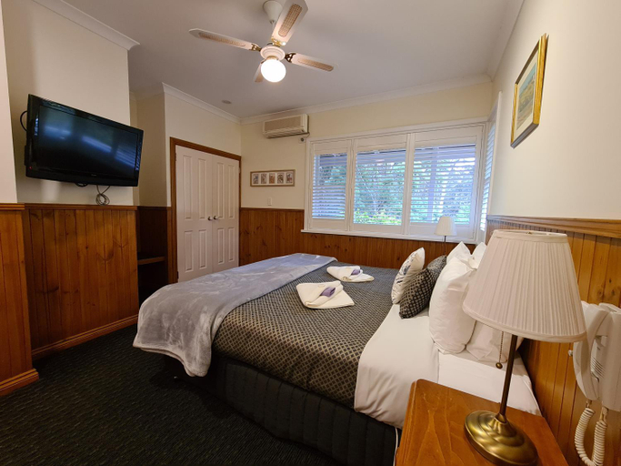 Bedroom 6