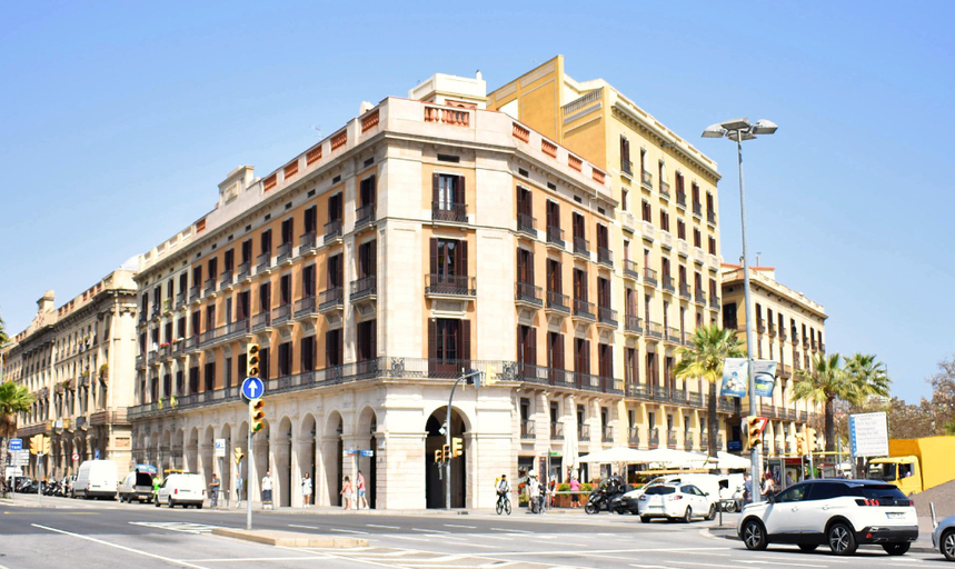 Others 4, Caterina 1840 N2, Barcelona