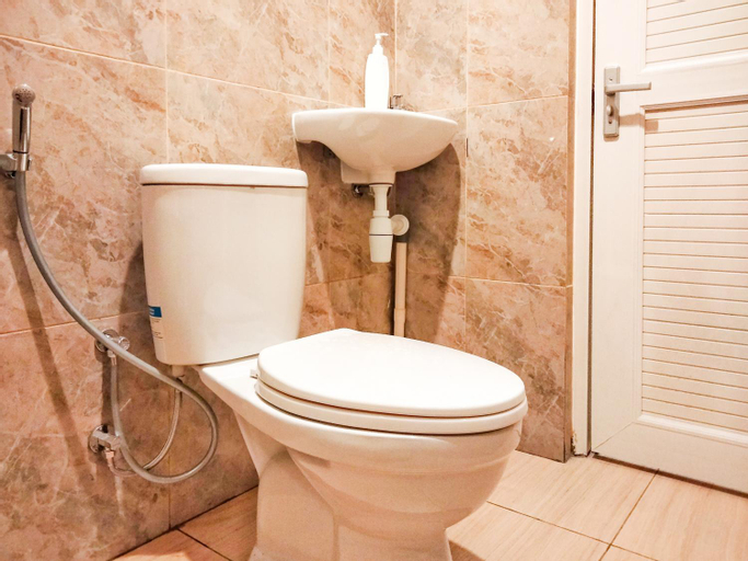 Bathroom 7