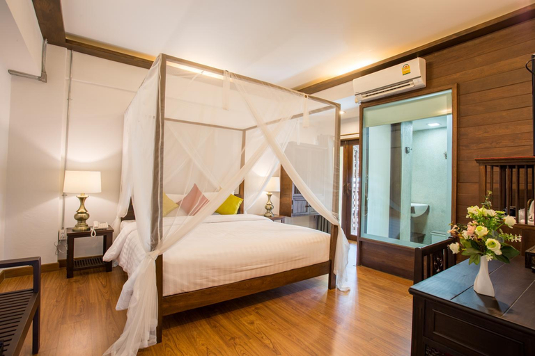 Bedroom 9