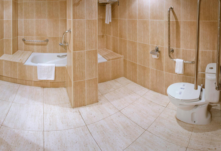Bathroom, Hotel GHT Neptuno-Tossa & Venus SPA, Girona