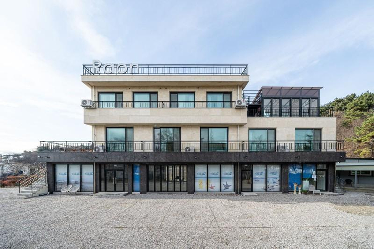 Exterior & Views 1, Jebudo Water World Pension, Hwaseong