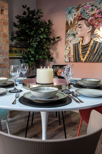 Food & Drinks 4, Lowell Street - Cosy 2 BD in Worcester, Worcestershire