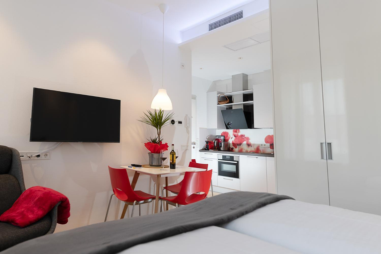 Others 5, Apartment Leonardo, Bolzano