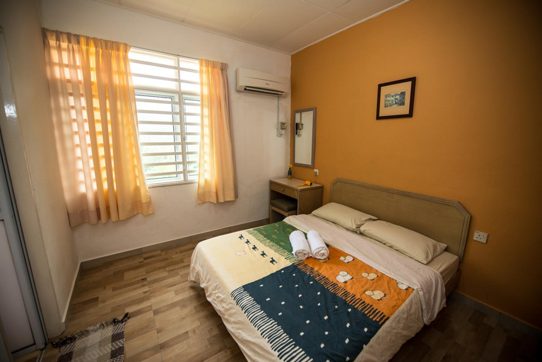 Bedroom 2, Batu Feringghi Home @ Bayu Emas, Penang Island