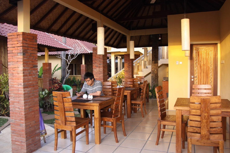 Food & Drinks 5, Petit Boo Amed, Karangasem