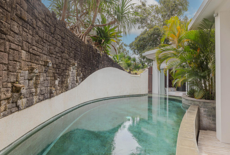 Swimming Pool 8