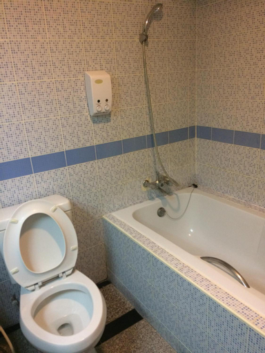 Bathroom 8