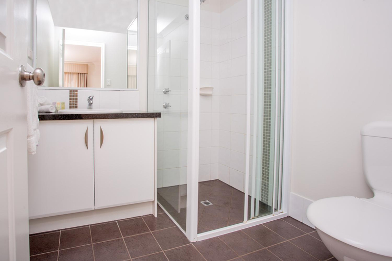 Bathroom 6