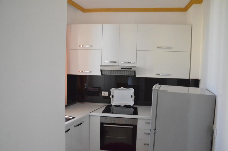 Others 2, Everest Apartments Shengjin, Lezhës