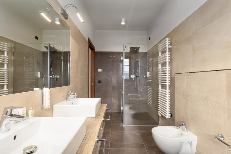 Bathroom 2, Terra Antica Tuscany Living, Siena