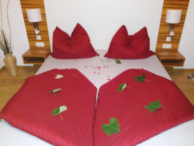 Bedroom, Weingut Bohrn Himmelbett, Mistelbach