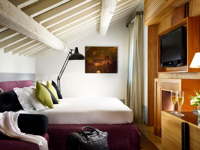 Bedroom, Mario de' Fiori 37 Luxury Suites, Roma