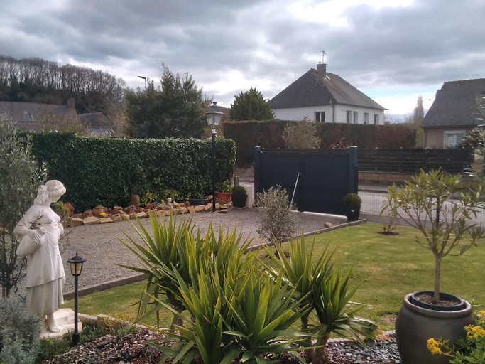 5, 6bis rue de la boussaquiere st broladre, Ille-et-Vilaine