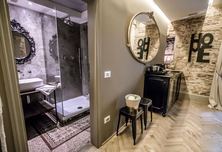 Bathroom 2, Studio Agave, Florence