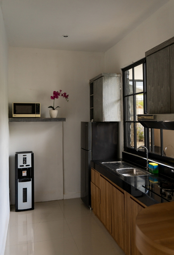 Dining Room 12