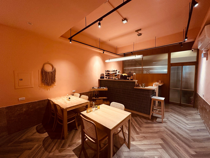 Public Area, H-khun Apartment, Pingtung