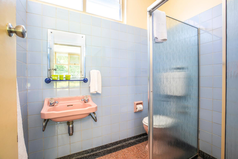 Bathroom 6