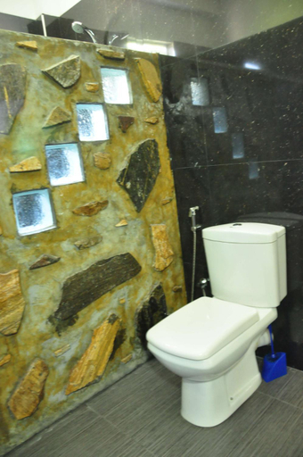 Bathroom 2, Asantha Guest House , Habaraduwa