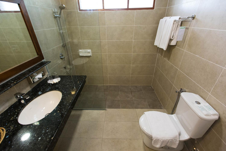 Bathroom 9