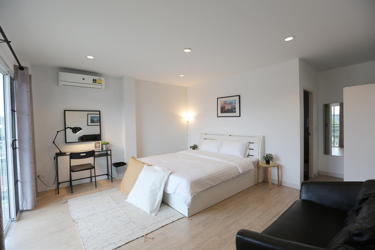 Bedroom 11