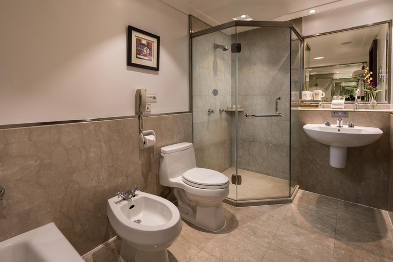 Bathroom 4, Overseas Chinese Wenzhou, Wenzhou