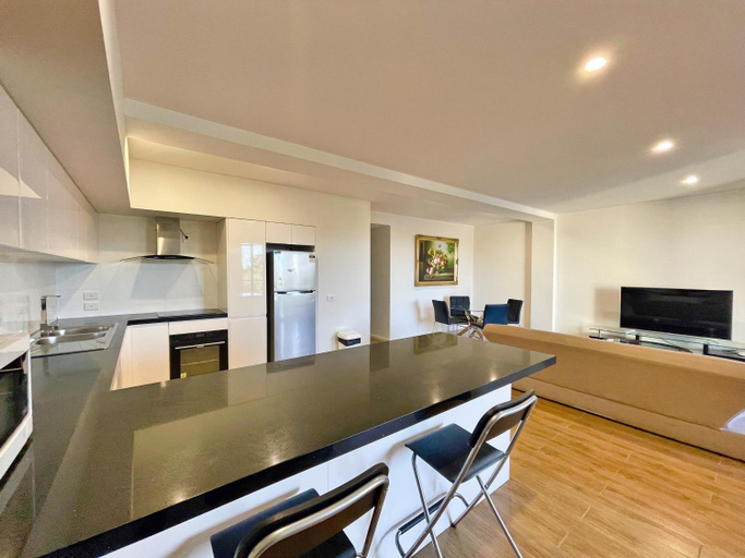 Dining Room 4