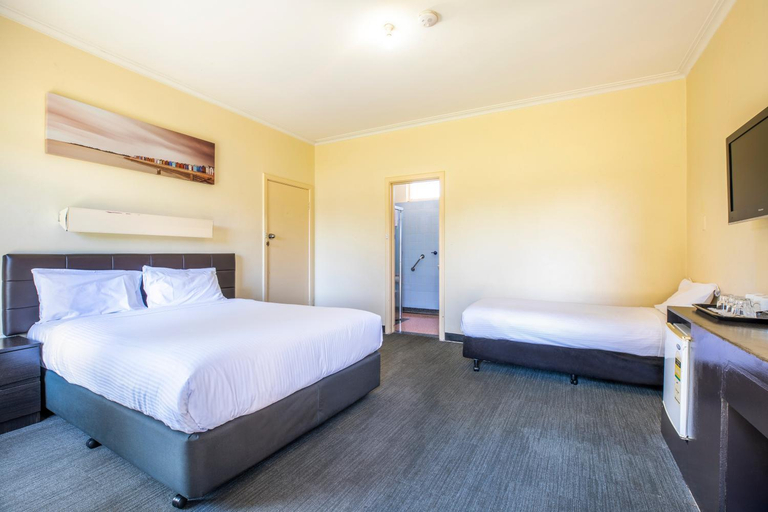 Bedroom 21