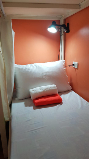Bedroom 24