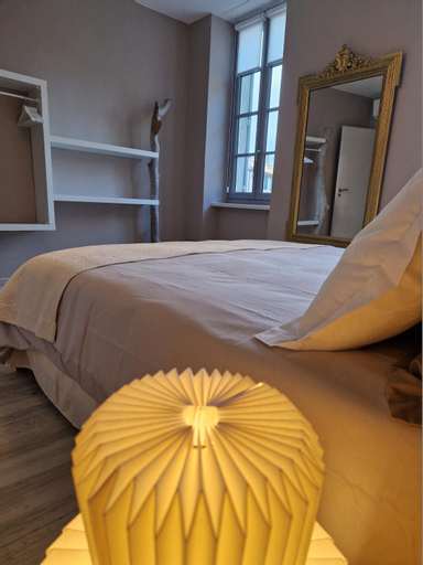 Bedroom 2, Gite Carcasso, Aude