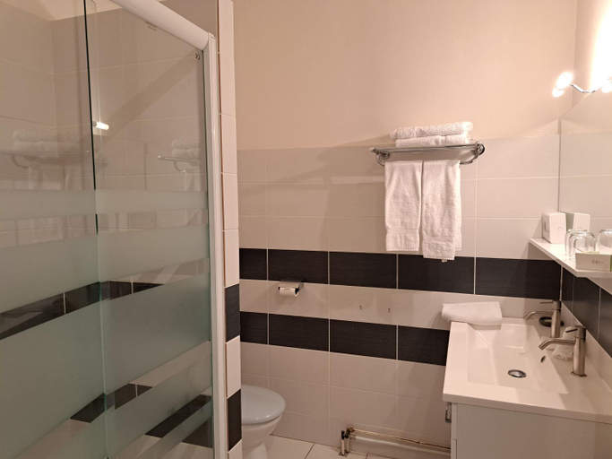 Bathroom 4, Chambre d'Hotes Au Jardin Des Saveurs, Tarn