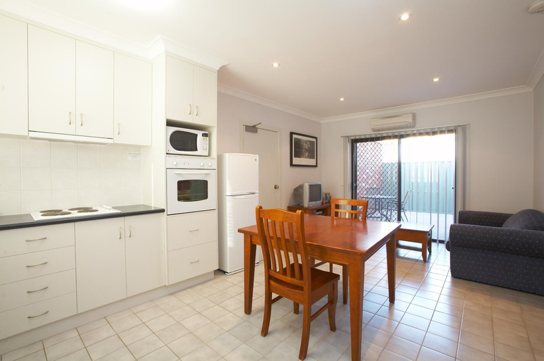 Dining Room 2