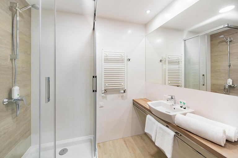 Bathroom 5, Z-Hotel Business & Spa, Otwock