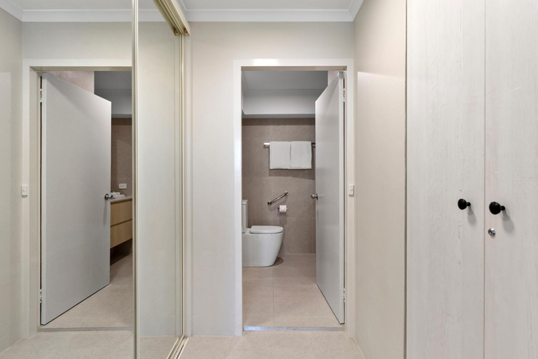 Bathroom 4, 84 The Spit Holiday Apartments Mooloolaba, Maroochy - Mooloolaba