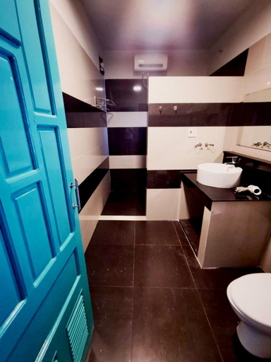Bathroom 4, Mui Ne Hills Bliss Hotel, Phan Thiết