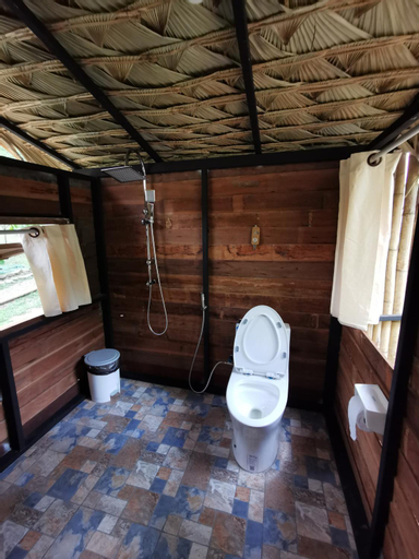 Bathroom 4