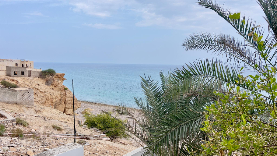 Others 3, Wadi Shab Beach Resort , Sur
