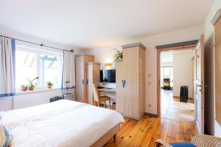 Bedroom 15