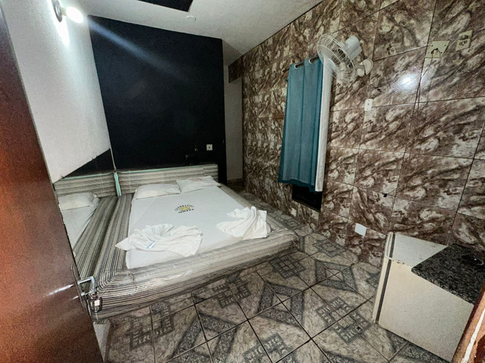 Bathroom 3, Hotel Golden Park, Brasília