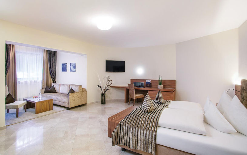 Bedroom 8