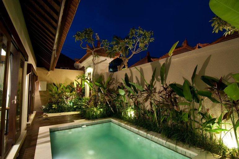 Swimming Pool 7