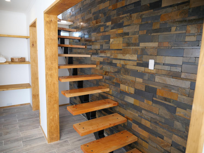 Others 5, M House Pichilemu, Cardenal Caro