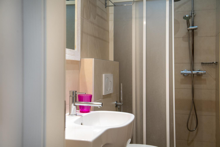 Bathroom 4, Hotel Hawaii Bed and Coffee, Rimini