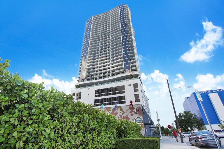 Lunabase Heavenly View, Miami-Dade