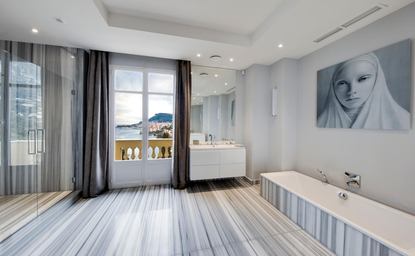 Bathroom 2, Luxurious Villa Overlooking Monaco, Alpes-Maritimes