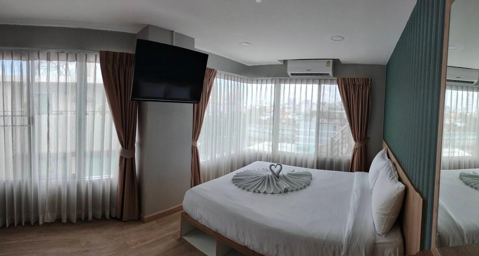 Bedroom 26